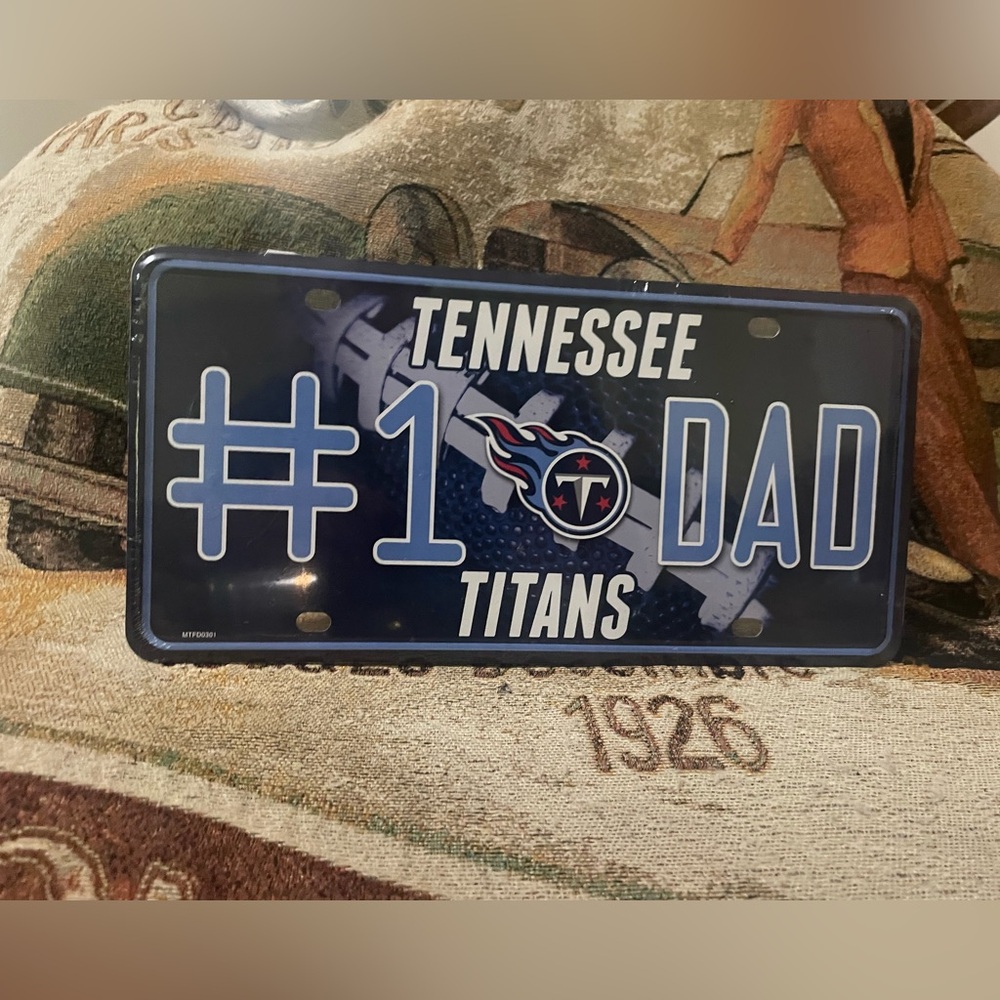 Tennessee Titans #1 DAD License Plate NFL Metal NEW